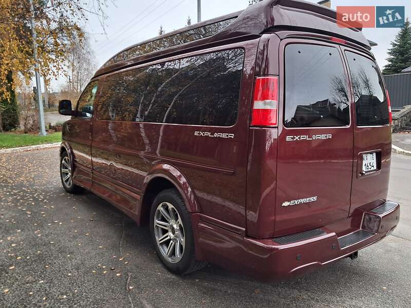 Минивэн Chevrolet Express 2018 в Киеве фото 14 Минивэн Chevrolet Express 2018 в Киеве