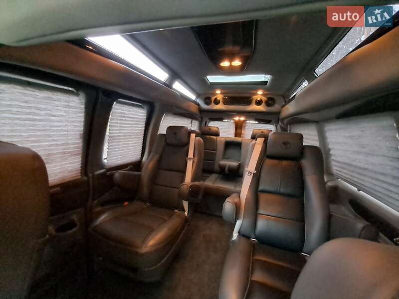 Минивэн Chevrolet Express 2018 в Киеве фото 17 Минивэн Chevrolet Express 2018 в Киеве