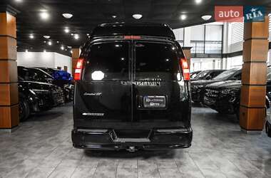 Минивэн Chevrolet Express 2014 в 