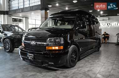 Минивэн Chevrolet Express 2014 в 