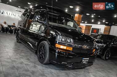 Минивэн Chevrolet Express 2014 в 