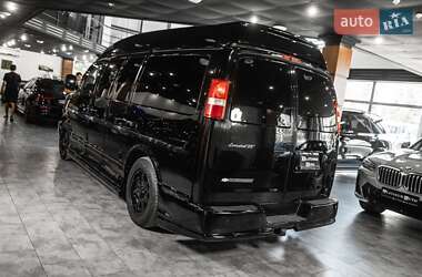 Минивэн Chevrolet Express 2014 в 