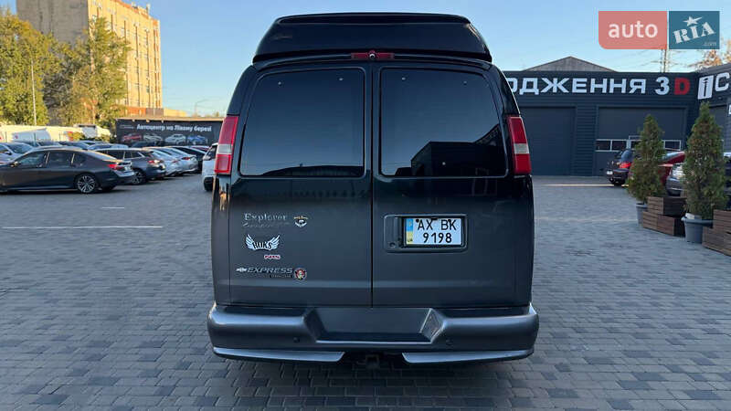 Минивэн Chevrolet Express 2008 в Киеве