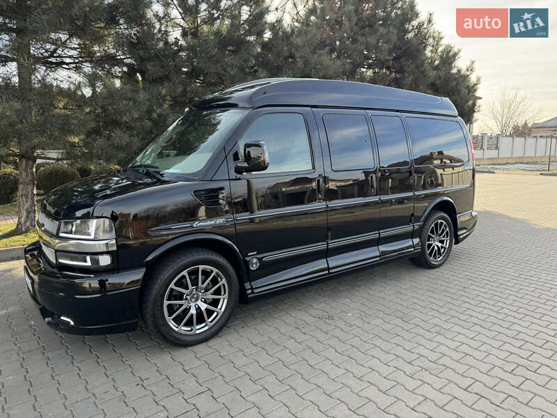 Минивэн Chevrolet Express 2013 в Киеве