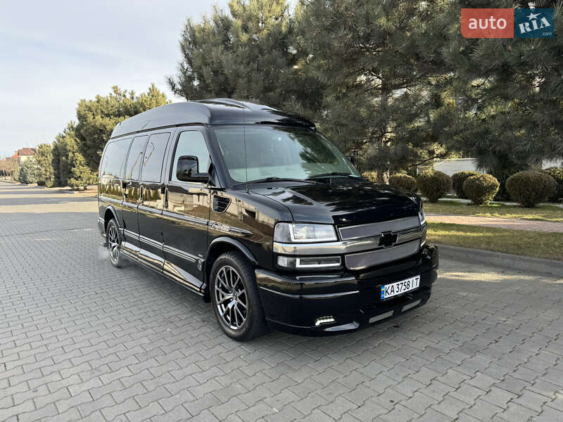 Минивэн Chevrolet Express 2013 в Киеве