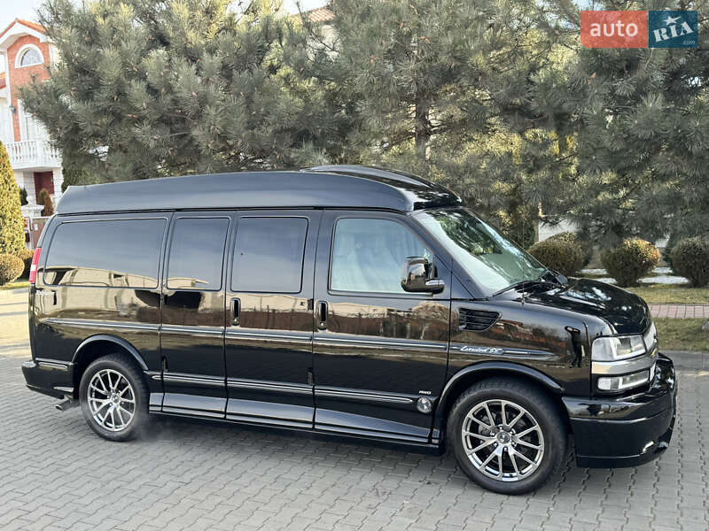 Минивэн Chevrolet Express 2013 в Киеве