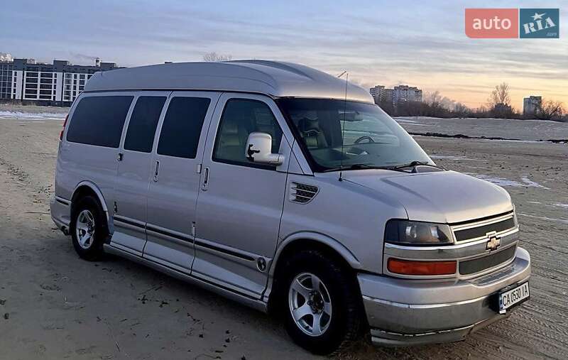 Минивэн Chevrolet Express 2008 в Черкассах