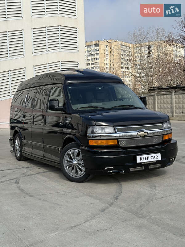 Мінівен Chevrolet Express 2013 в Одесі