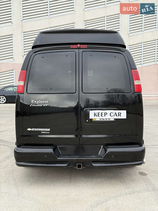 Мінівен Chevrolet Express 2013 в Одесі