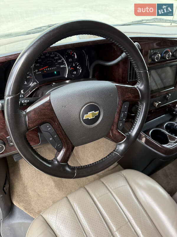 Мінівен Chevrolet Express 2013 в Одесі