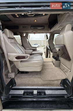 Минивэн Chevrolet Express 2013 в 
