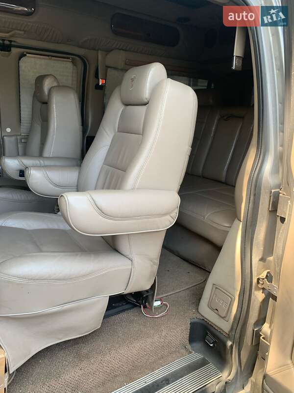 Минивэн Chevrolet Express 2008 в Киеве