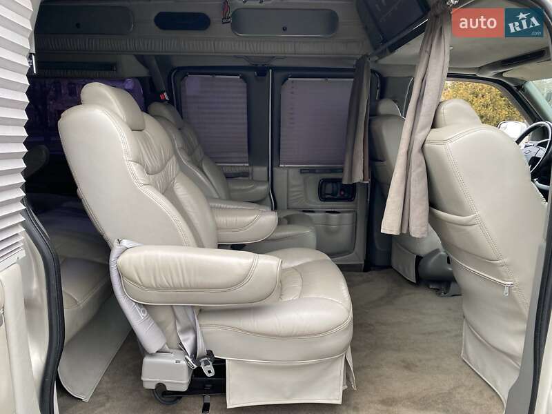 Минивэн Chevrolet Express 2006 в Одессе