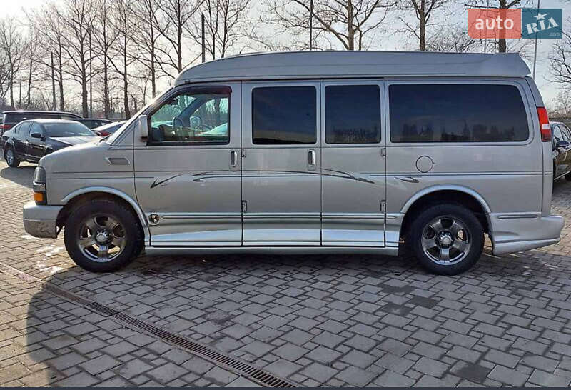 Минивэн Chevrolet Express 2006 в Одессе
