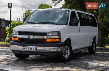 Минивэн Chevrolet Express 2018 в 