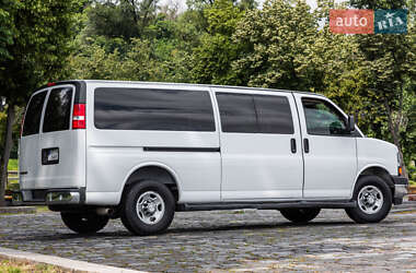 Минивэн Chevrolet Express 2018 в 