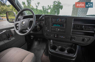 Минивэн Chevrolet Express 2018 в 