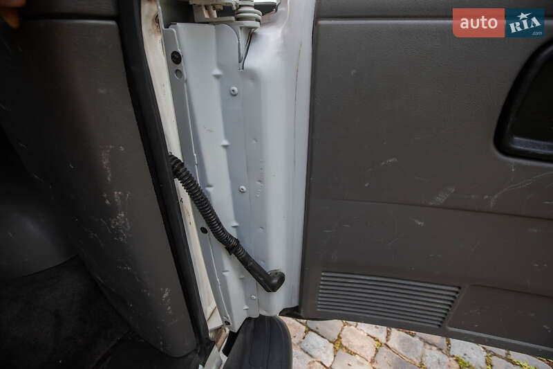 Минивэн Chevrolet Express 2018 в Киеве фото 51 Минивэн Chevrolet Express 2018 в Киеве