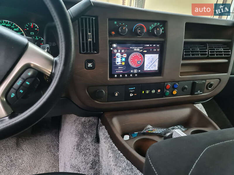 Минивэн Chevrolet Express 2017 в Днепре фото 13 Минивэн Chevrolet Express 2017 в Днепре