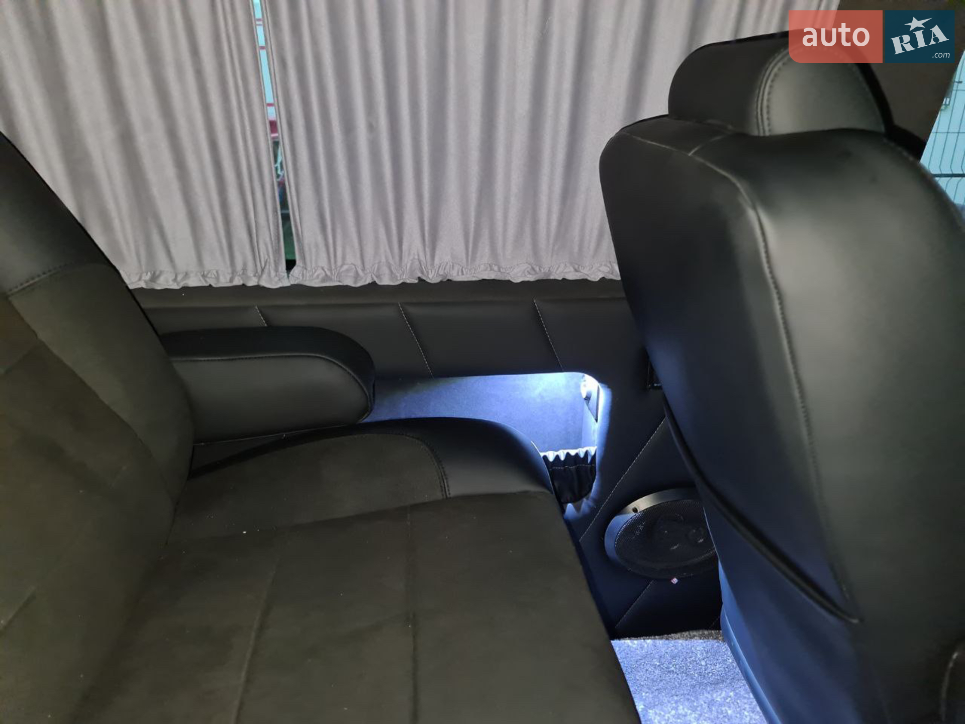 2017 Chevrolet Express - мініатюра 62