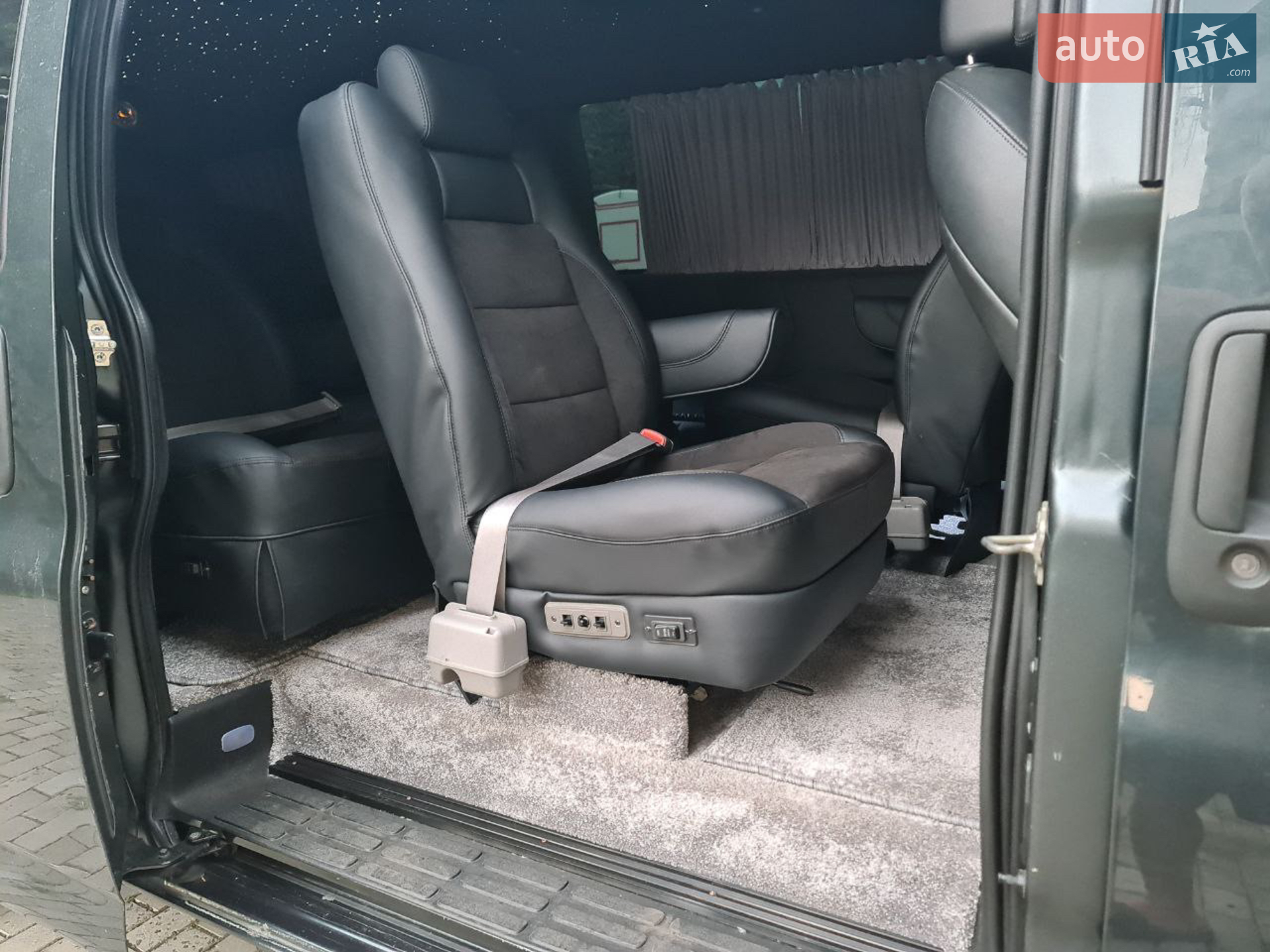 2017 Chevrolet Express - мініатюра 71