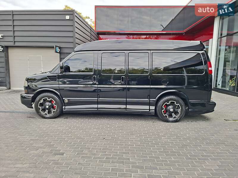 Мінівен Chevrolet Express 2008 в Одесі
