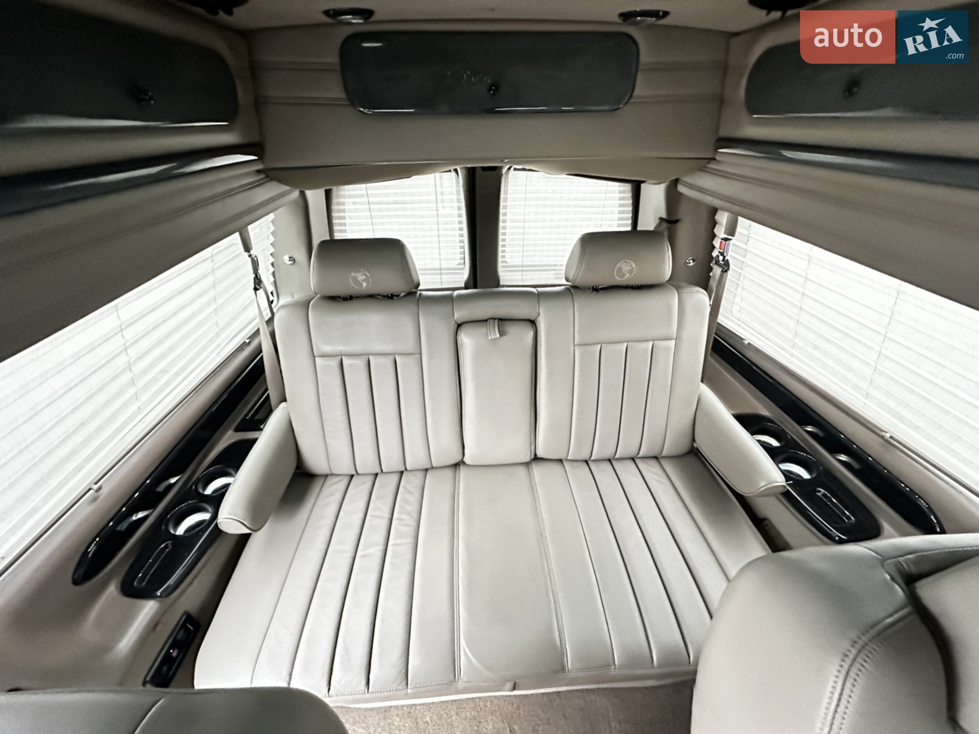 2012 Chevrolet Express - мініатюра 32