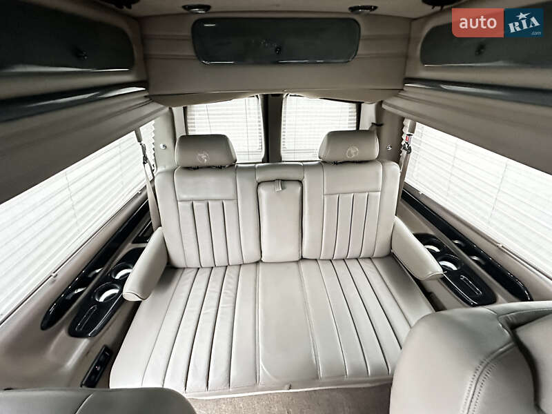 Мінівен Chevrolet Express 2012 в Києві