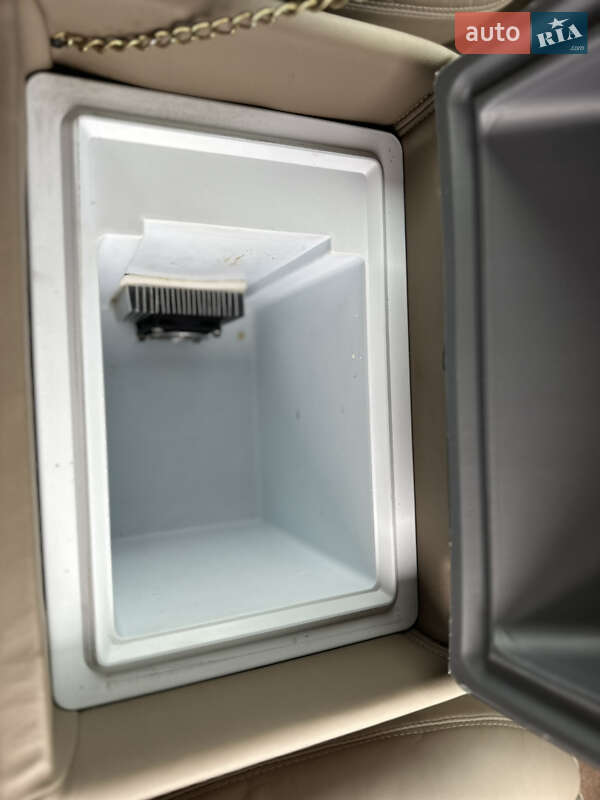 Мінівен Chevrolet Express 2012 в Києві