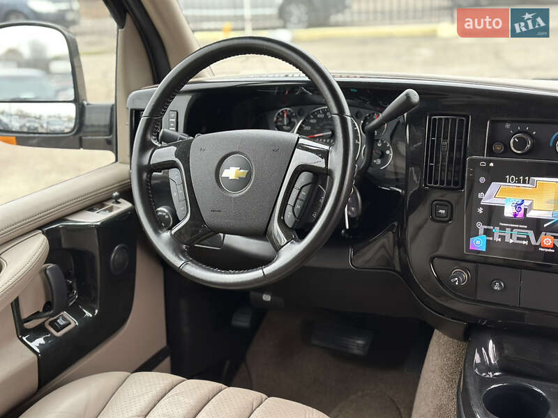 Мінівен Chevrolet Express 2012 в Києві