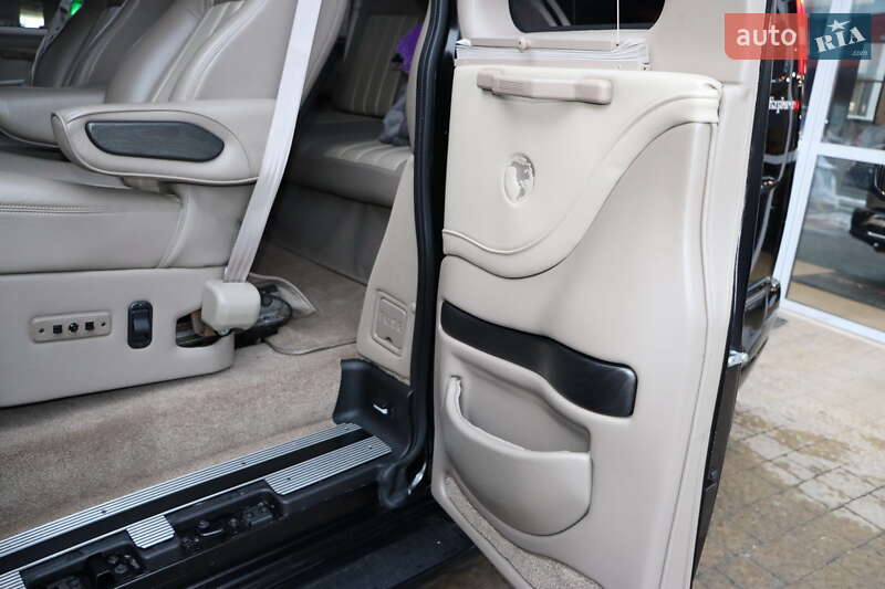 Мінівен Chevrolet Express 2014 в Львові