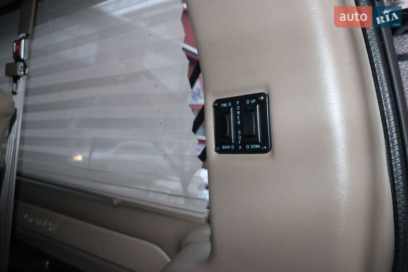 Мінівен Chevrolet Express 2014 в Львові