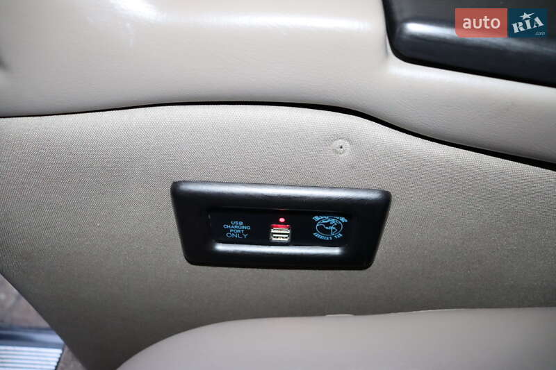 Мінівен Chevrolet Express 2014 в Львові