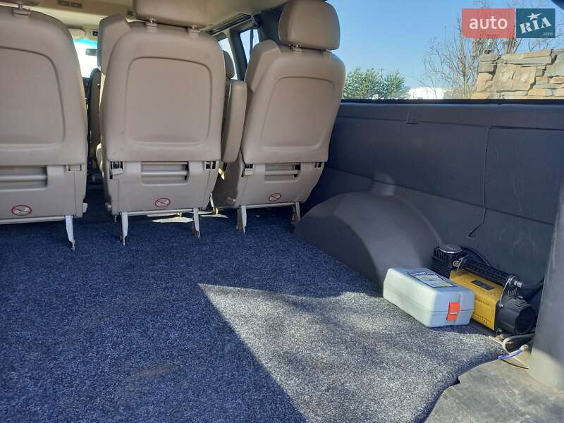 Мінівен Chevrolet Express 2017 в Долині