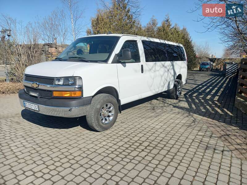 Мінівен Chevrolet Express 2017 в Долині