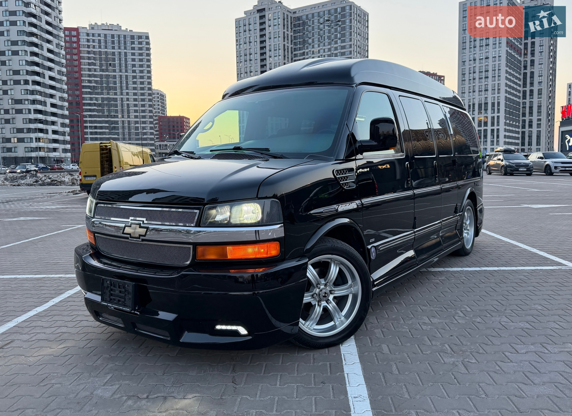 2010 Chevrolet Express - мініатюра 49