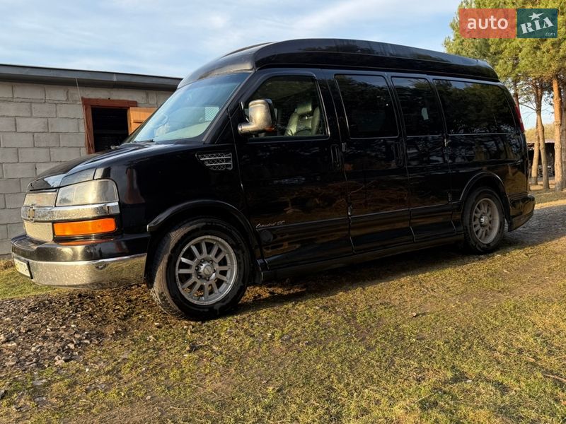 Минивэн Chevrolet Express 2008 в Нетешине