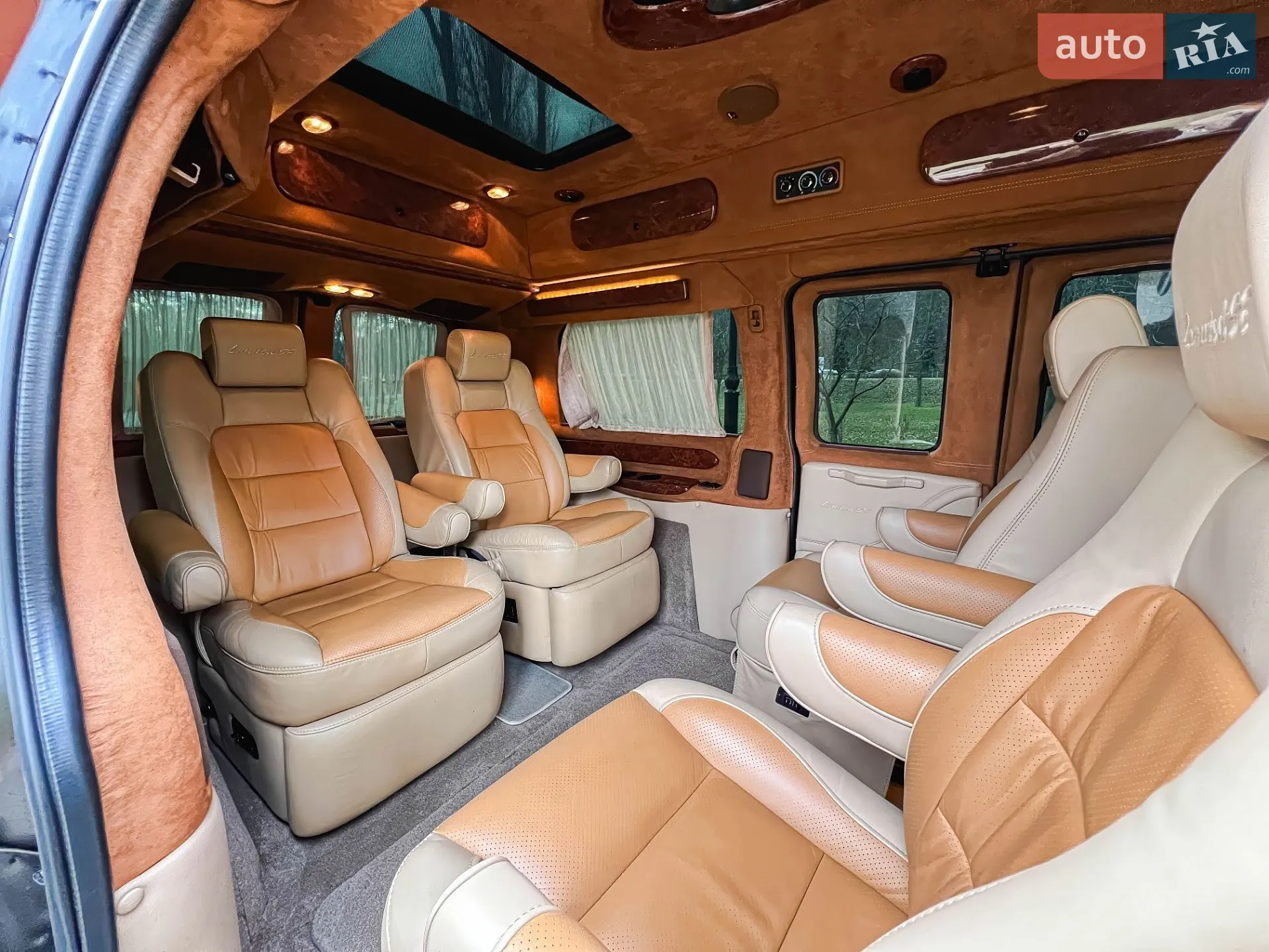 2012 Chevrolet Express - мініатюра 11
