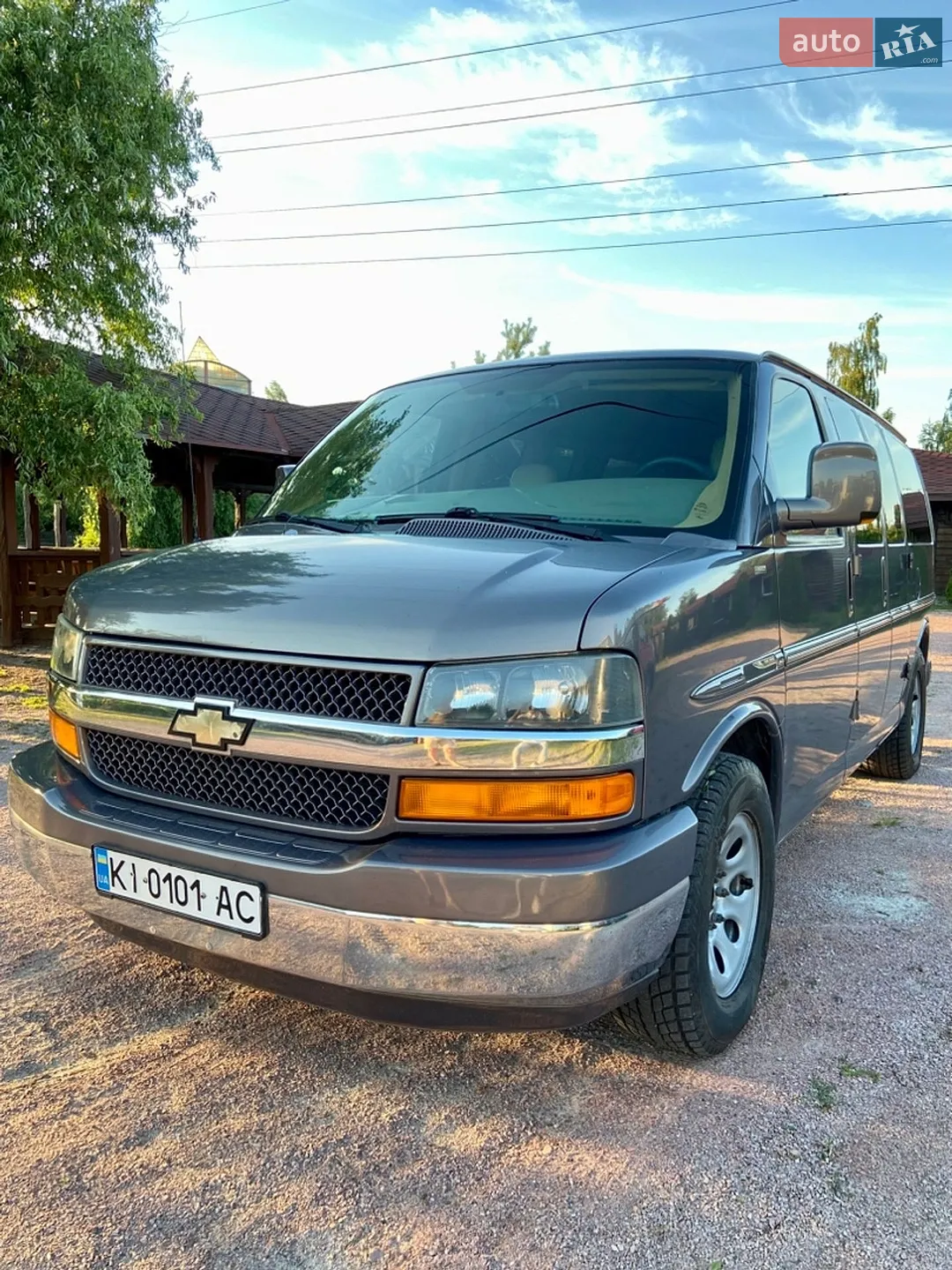 2010 Chevrolet Express - мініатюра 11