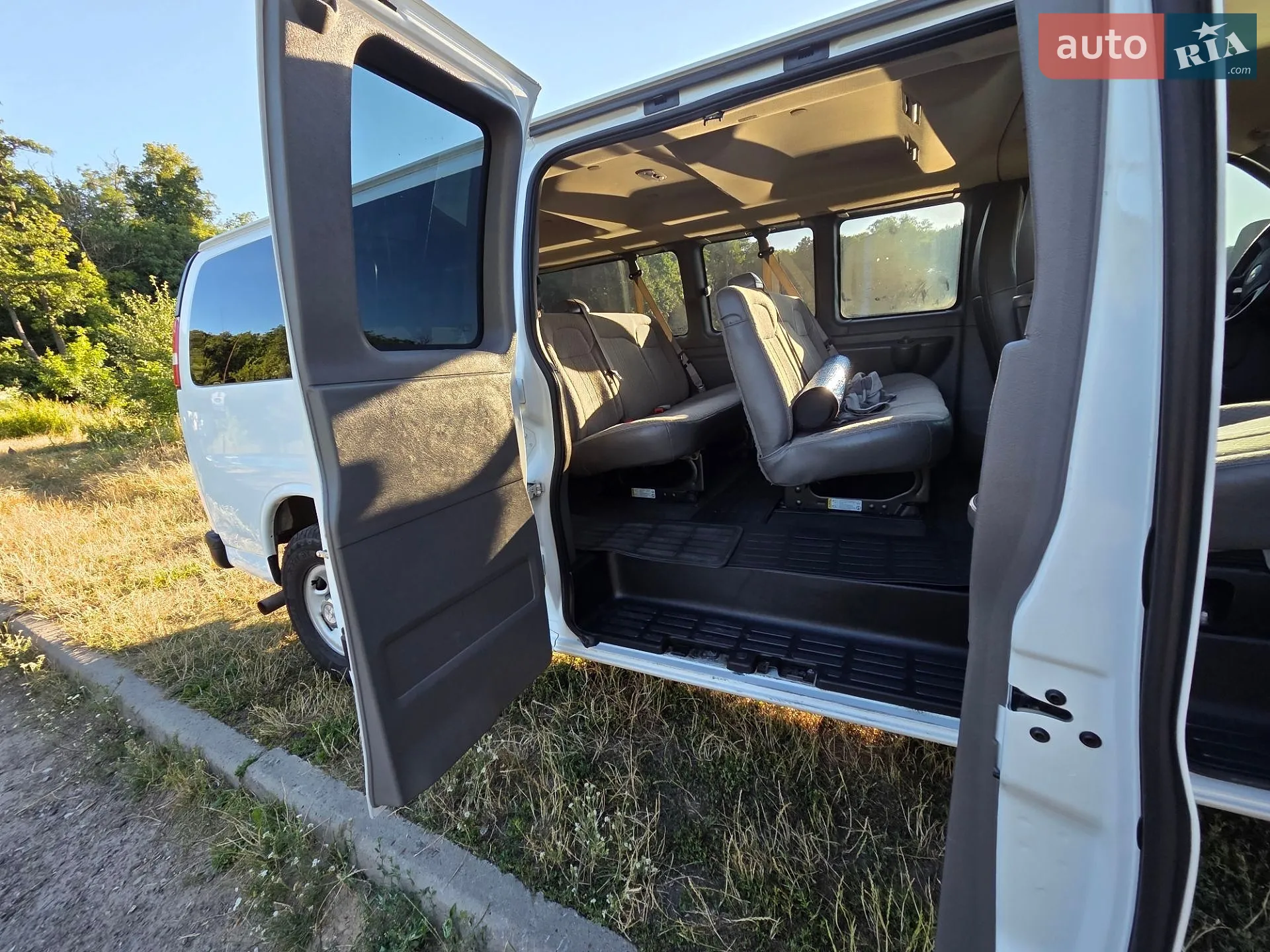 2018 Chevrolet Express - мініатюра 9