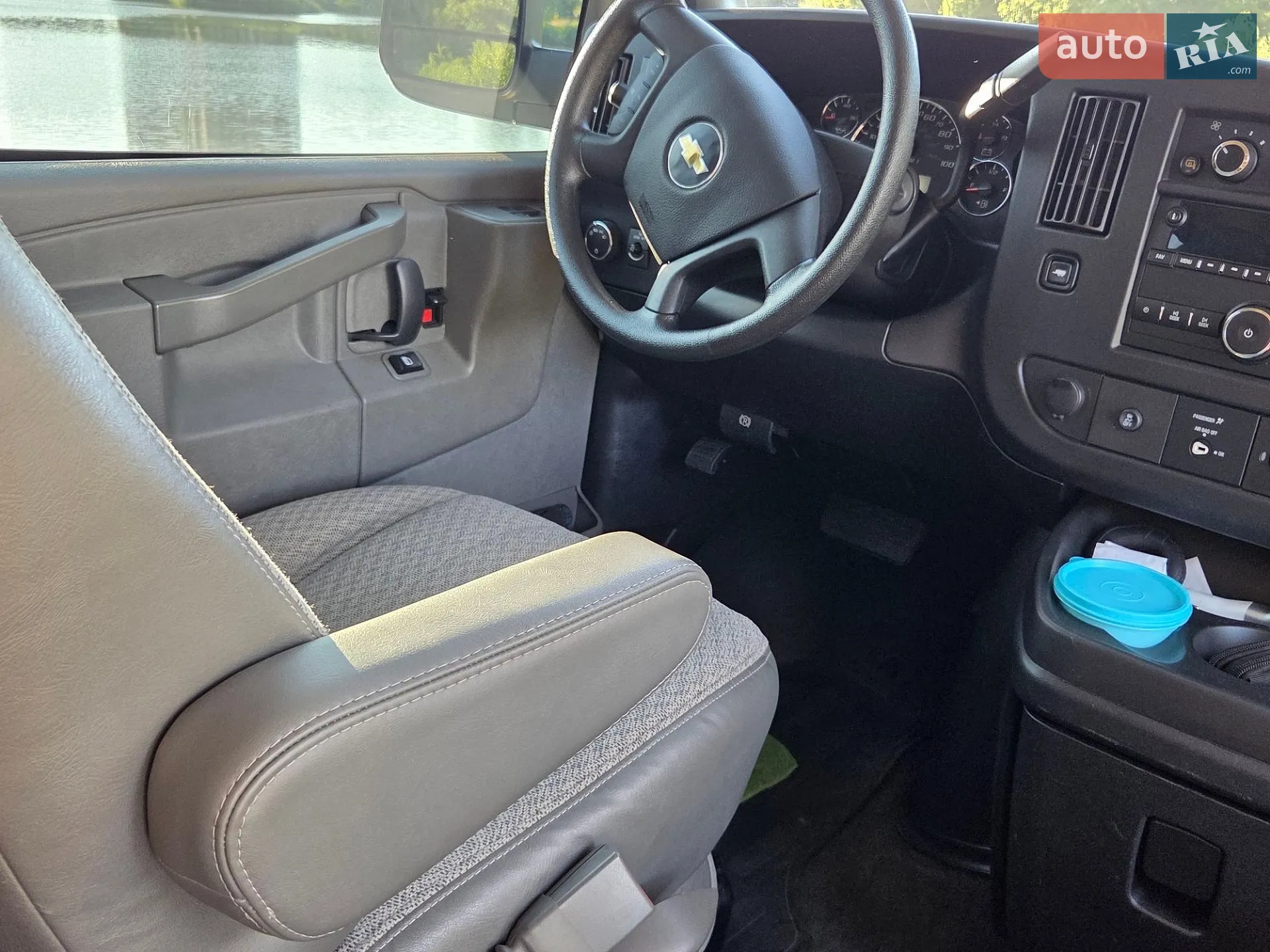2018 Chevrolet Express - мініатюра 19