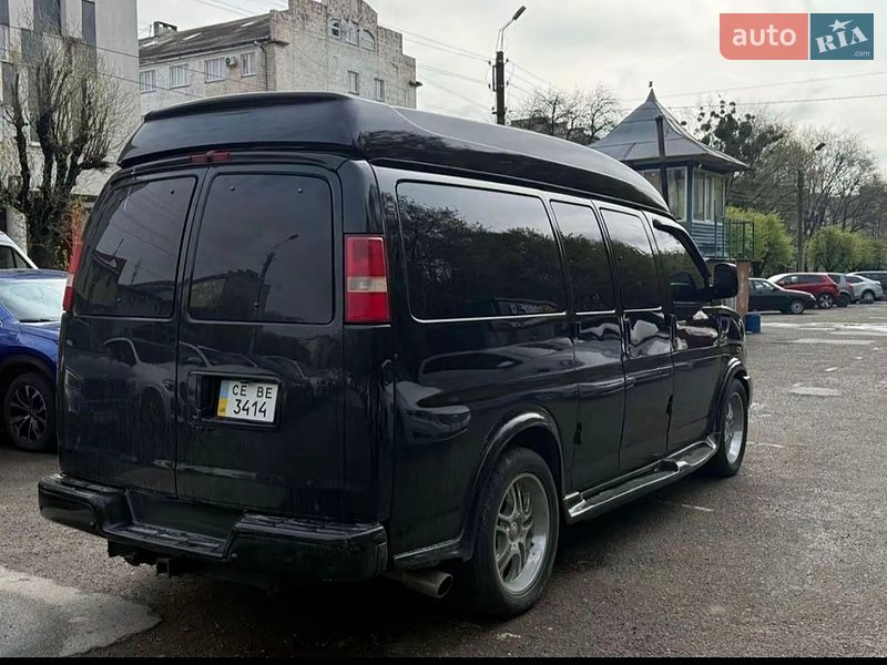 Мінівен Chevrolet Express 2008 в Чернівцях
