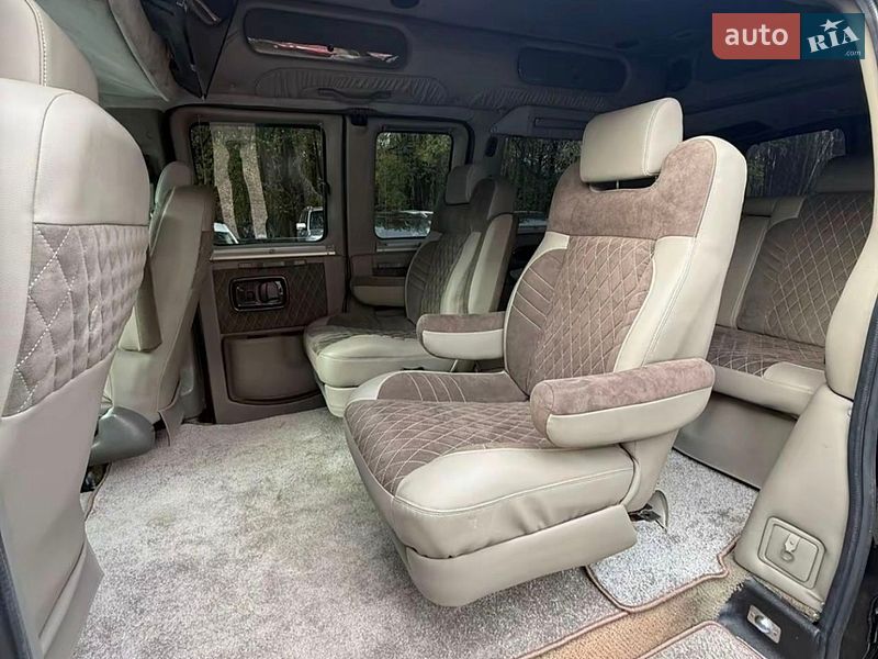 Мінівен Chevrolet Express 2008 в Чернівцях