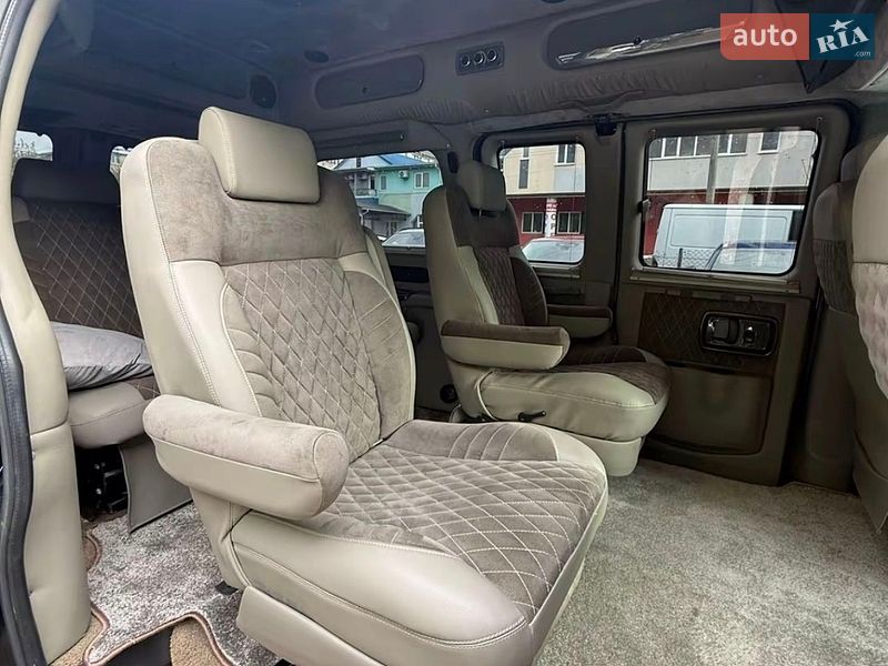 Мінівен Chevrolet Express 2008 в Чернівцях