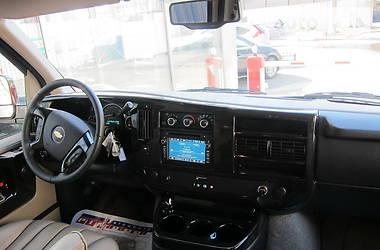 Минивэн Chevrolet Express 2019 в 