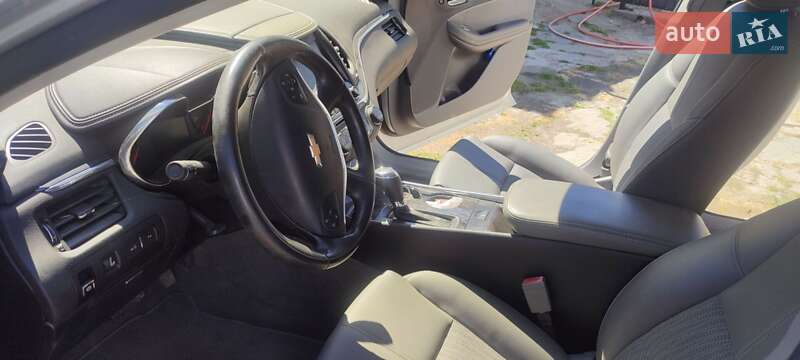Седан Chevrolet Impala 2014 в Тернополі