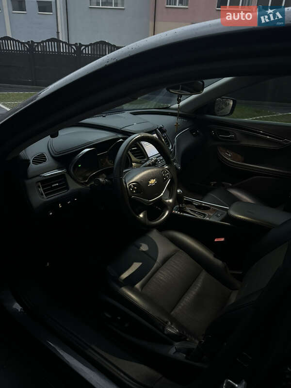 Седан Chevrolet Impala 2013 в Івано-Франківську