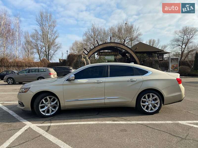 Седан Chevrolet Impala 2013 в Днепре
