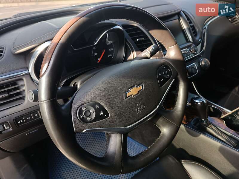 Седан Chevrolet Impala 2013 в Днепре