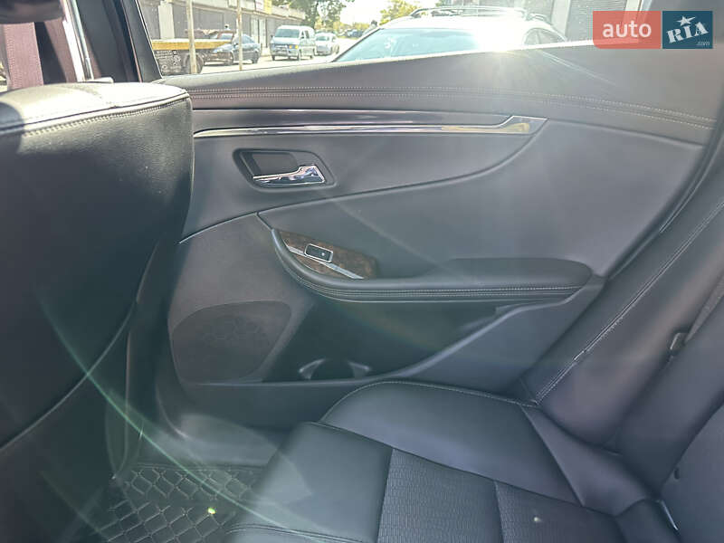 Седан Chevrolet Impala 2014 в Одессе
